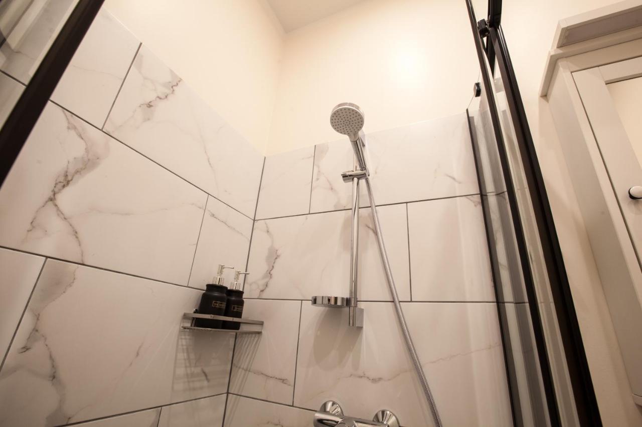 Cozy Home Valdemara, Free Parking, Self Check-In Riga Luaran gambar